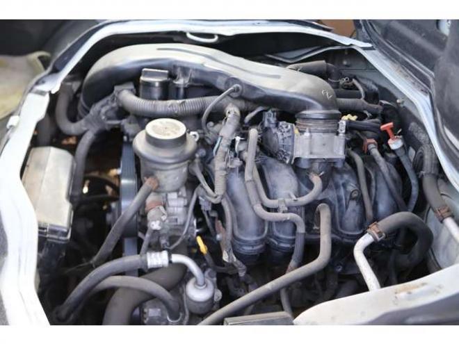 ハイエースバンキャンピング　検二年　キャンピング 4WD 2700