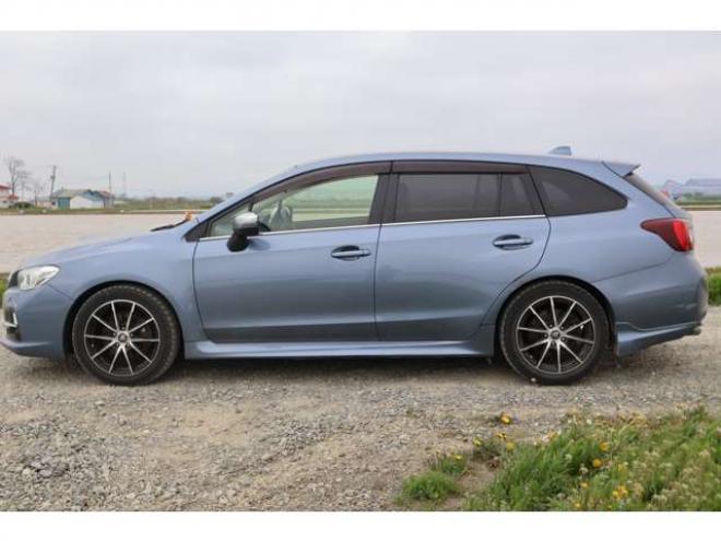 レヴォーグ1.6 GT アイサイト 4WD　検二年　社外ホイール　クルコン　バックカメラ　自社　ローンカノウ 1600
