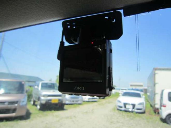 ハスラーJスタイルII 4WD　ツートンルーフ 道外仕入れ レーダーブレーキサポート スマートキー プッシュスタート シート&ミラーヒーター ナビTV Bカメラ  BIuetooth HID ドラレコ バイザー Pガラス  1年間保証付 660