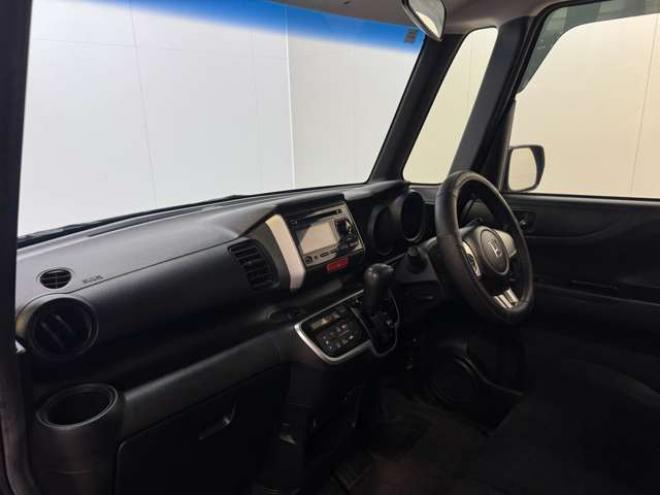 N-BOXG Lパッケージ 4WD　4ナンバー登録車　夏冬タイヤ　Pスライド　Egスターター 660