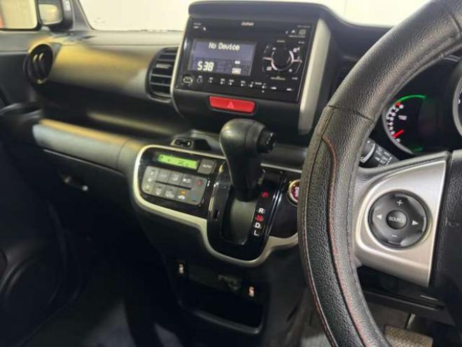 N-BOXG Lパッケージ 4WD　4ナンバー登録車　夏冬タイヤ　Pスライド　Egスターター 660