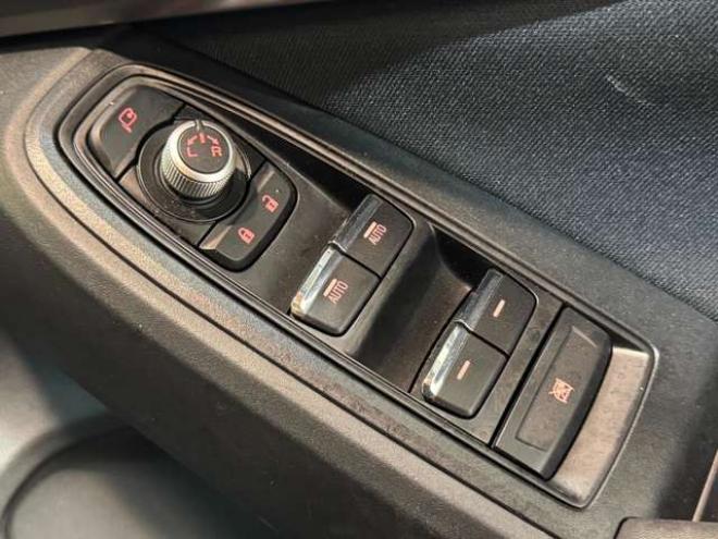 インプレッサスポーツ 2.0 i-S アイサイト 4WD　ナビ　TV　Bカメラ　Bluetooth　後期型 福祉車両 2000