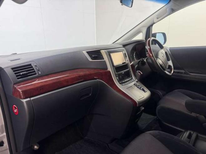 ヴェルファイア2.4 Z 4WD　寒冷地仕様車　ナビ　TV　Bカメラ　Bluetooth　Pスライド 2400