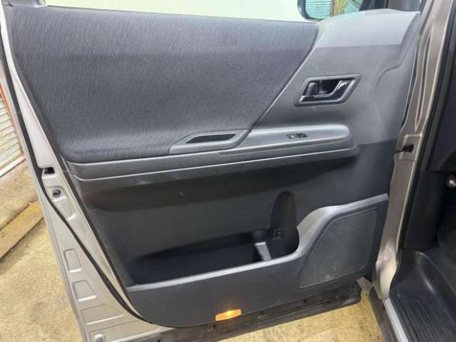 ヴェルファイア2.4 Z 4WD　寒冷地仕様車　ナビ　TV　Bカメラ　Bluetooth　Pスライド 2400
