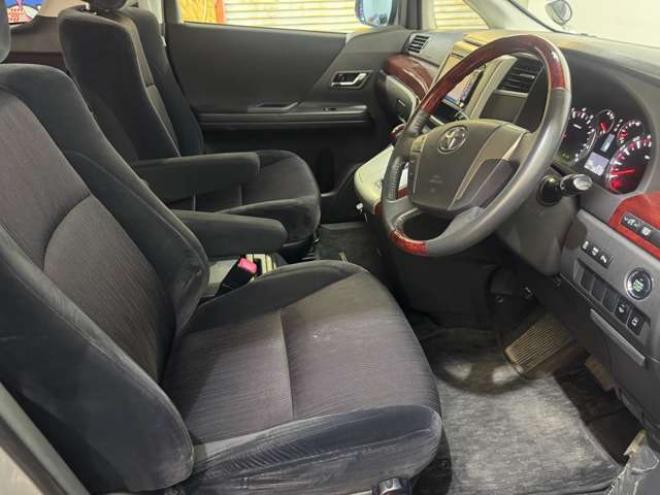 ヴェルファイア2.4 Z 4WD　寒冷地仕様車　ナビ　TV　Bカメラ　Bluetooth　Pスライド 2400