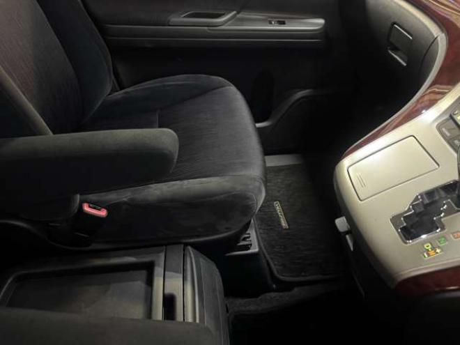 ヴェルファイア2.4 Z 4WD　寒冷地仕様車　ナビ　TV　Bカメラ　Bluetooth　Pスライド 2400