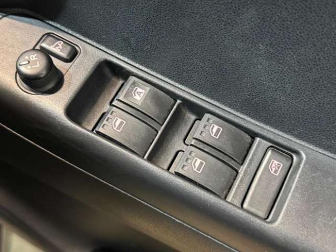 ピクシススペースカスタム X 4WD　アイドリングストップ　HID　Egスターター 660