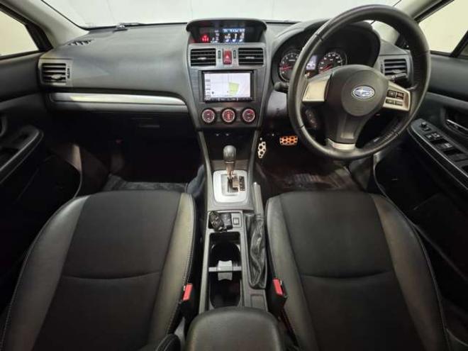 インプレッサスポーツ 2.0 i アイサイト 4WD　ナビ　TV　Bluetooth　Egスターター 2000