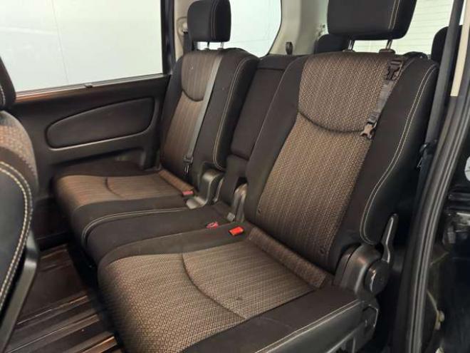 セレナ2.0 ハイウェイスター Vセレクション+Safety 4WD　ナビ　TV　Bluetooth　両側Pスライド　Egスターター　フリップダウン 2000