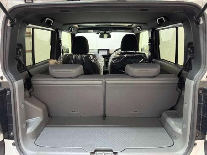タフトX 4WD　ナビ　TV　Bカメラ　Bluetooth　ガラスルーフ　Egスターター 660
