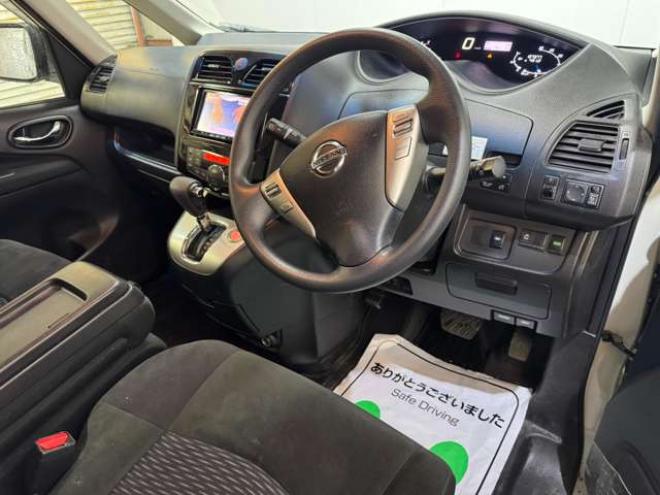 セレナ2.0 ハイウェイスター Sエディション 4WD　ナビ　TV　Bluetooth　Bカメラ　Pスライド　エマージェンシーB 2000