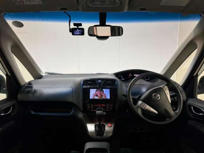 セレナ2.0 ハイウェイスター Sエディション 4WD　ナビ　TV　Bluetooth　Bカメラ　Pスライド　エマージェンシーB 2000