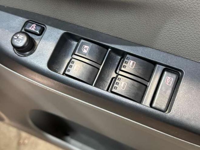 ピクシスエポックXf SA 4WD　SA　アイドリングストップ 660
