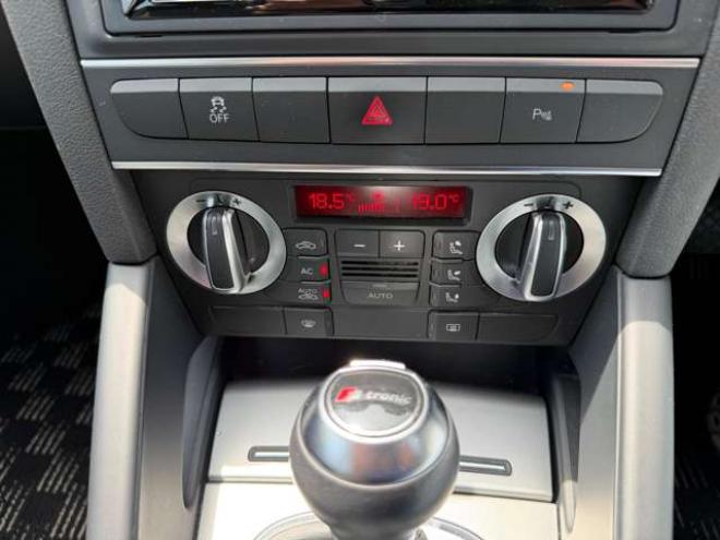 アウディA3スポーツバック 2.0 TFSI クワトロ 4WD　ナビ・TV・Bカメラ 正規輸入車 2000