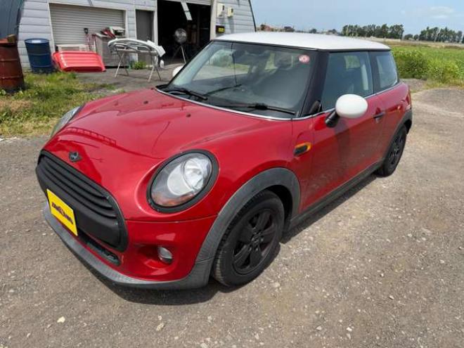 ミニクーパー 3ドア　純正ナビ・Bカメラ　Bluetooth 正規輸入車 2WD 1500