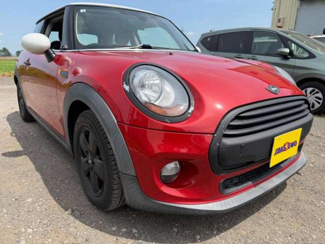 ミニクーパー 3ドア　純正ナビ・Bカメラ　Bluetooth 正規輸入車 2WD 1500