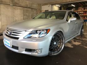 レクサス　LSハイブリッド 600h バージョンU Iパッケージ 4WD　BRANEW22インチAW/サスコン/本州仕入車 5000