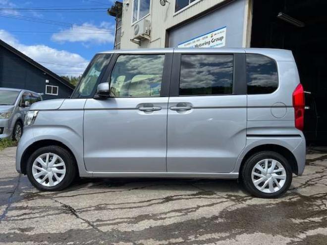 N-BOXL 4WD　法定24ヵ月点検整備付・新規車検整備整備付・SDナビ・Bluetooth・バックカメラ・パワースライドドア・シートヒーター・スマートキー・プッシュスタート・本州仕入車両 660
