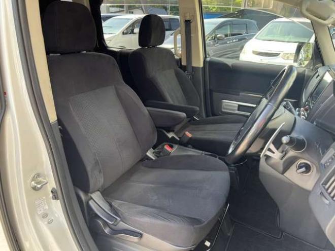 デリカD：5 2.2 D パワーパッケージ ディーゼルターボ 4WD　法定12ヵ月点検整備付・アルパインナビ・フルセグ・バックモニター・アルパイン後席モニター・前後ドラレコ・両側パワースライドドア・クルーズコントロール・シートヒーター・純正エンジンスターター・夏冬タイヤ 2300