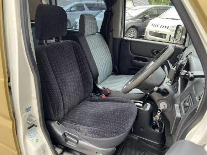 アクティバン SDX　キャンピング仕様車・車中泊仕様・マッドベージュ全塗装・Bluetooth対応社外ナビ・リアモニター・ベッドキット・LED照明・簡易シンク・100V外部電源・車検令和10年5月 2WD 660