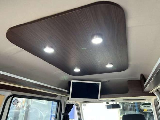アクティバン SDX　キャンピング仕様車・車中泊仕様・マッドベージュ全塗装・Bluetooth対応社外ナビ・リアモニター・ベッドキット・LED照明・簡易シンク・100V外部電源・車検令和10年5月 2WD 660