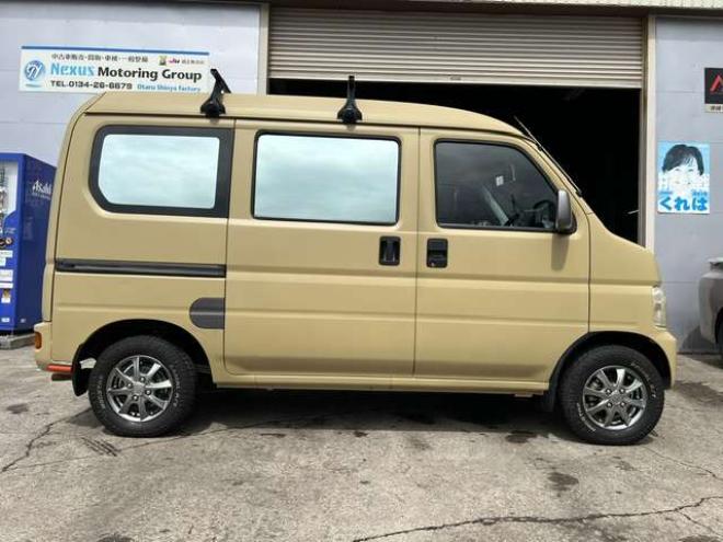 アクティバン SDX　キャンピング仕様車・車中泊仕様・マッドベージュ全塗装・Bluetooth対応社外ナビ・リアモニター・ベッドキット・LED照明・簡易シンク・100V外部電源・車検令和10年5月 2WD 660