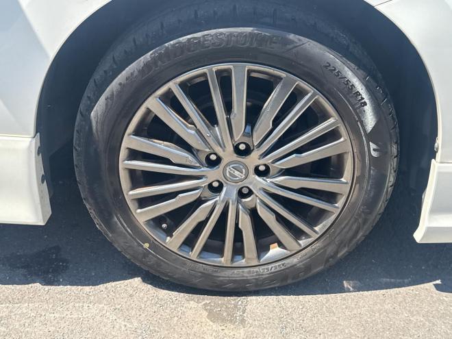 エルグランド3.5 350ハイウェイスターアーバンクロム4WD　ローンが不安な方＜優遇ローン＞　本州仕入　寒冷地仕様　 純正ナビTV　両側パワスラ 4WD 3500 5Dr