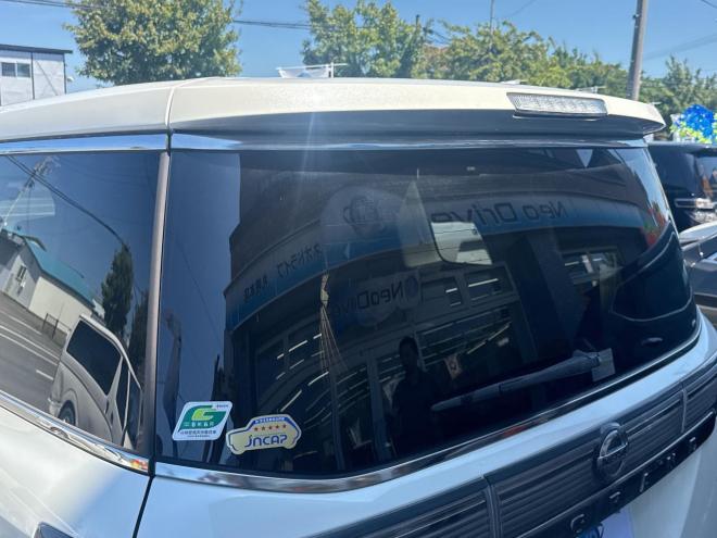 エルグランド3.5 350ハイウェイスターアーバンクロム4WD　ローンが不安な方＜優遇ローン＞　本州仕入　寒冷地仕様　 純正ナビTV　両側パワスラ 4WD 3500 5Dr