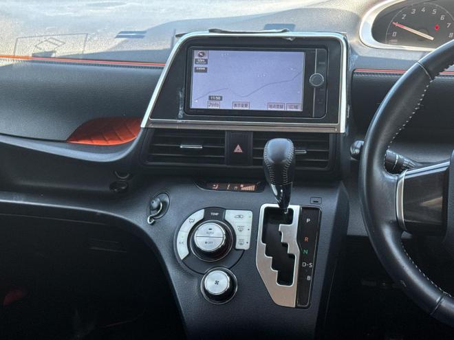 シエンタ1.5G 4WD  ローンが不安な方＜優遇ローン＞ 本州仕入　寒冷地仕様　モデリスタエアロ　純正ナビTV　 4WD 1500 5Dr