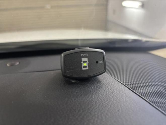 マークXプレミアム　Ｆｏｕｒ　本州仕入　ワンオーナー　最上級グレード　禁煙車　純正ハーフレザーシート　純正１６インチＡＷ　社外１６ＡＷ＋スタッドレスタイヤ　純正ナビ　フルセグ地デジ　Ｂｌｕｅｔｏｏｔｈオーディオ　バックカメラ 4WD 2500 4Dr