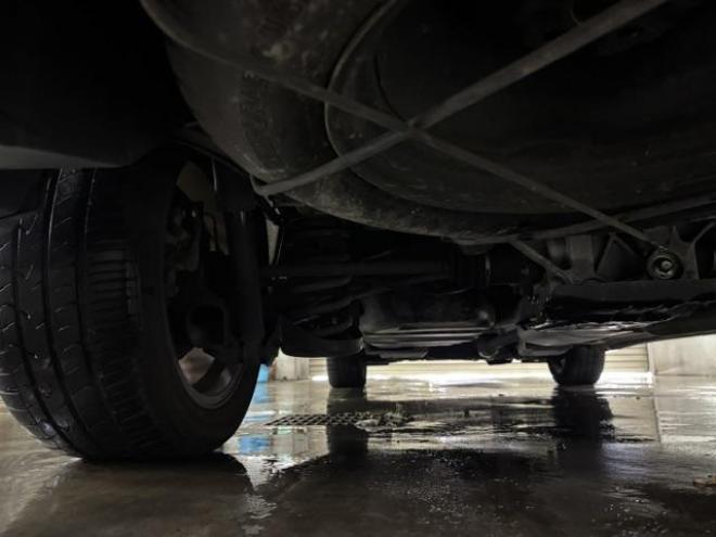 アルファード２４０Ｓ　プライムセレクションⅡ　タイプゴールドⅡ　本州仕入　禁煙車　アルパインリアフリップダウンモニター　両側パワースライドドア　パワーバックドア　純正１８インチＡＷ　社外１６ＡＷ＋スタッドレスタイヤ　純正ナビ　地デジ　Ｂｌｕｅｔｏｏｔｈオーディオ 4WD 2400 5Dr