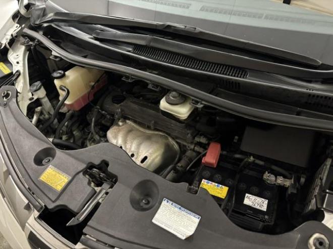アルファード２４０Ｓ　プライムセレクションⅡ　タイプゴールドⅡ　本州仕入　禁煙車　アルパインリアフリップダウンモニター　両側パワースライドドア　パワーバックドア　純正１８インチＡＷ　社外１６ＡＷ＋スタッドレスタイヤ　純正ナビ　地デジ　Ｂｌｕｅｔｏｏｔｈオーディオ 4WD 2400 5Dr