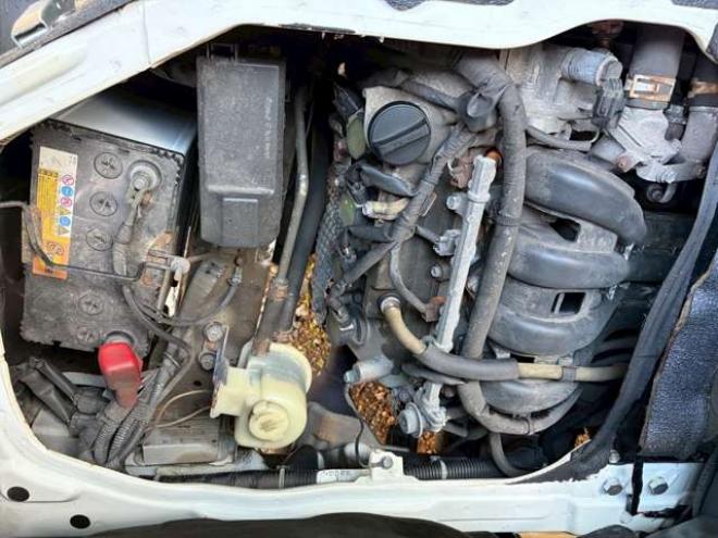 ライトエースバン1.5 DX 4WD　ワンオーナー　パワステ　両側スライドドア　寒冷地仕様　ナビ　ABS　エアコン 1500