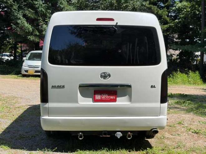 ハイエース2.7 GL ロング ミドルルーフ 4WD　キャンピング仕様(3ナンバー)　冷蔵庫　流し台　F Fヒーター　テーブル　ベット展開　外部電源　インバーター　バッテリーシステム　10人乗り 2700