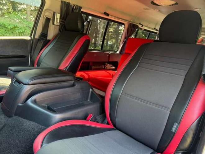 ハイエース2.7 GL ロング ミドルルーフ 4WD　キャンピング仕様(3ナンバー)　冷蔵庫　流し台　F Fヒーター　テーブル　ベット展開　外部電源　インバーター　バッテリーシステム　10人乗り 2700