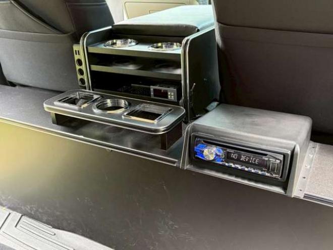 キャラバンNV350 2.5 プレミアムGX ロングボディ ディーゼルターボ 4WD　ドライブレコーダー　後席モニター　フルセグ　ナビ　バックカメラ　キーレスエントリー　ETC　両側スライドドア　ABS　盗難防止装置　横滑り防止装置　エアコン　パワステ　パワーウィンドウ 2500