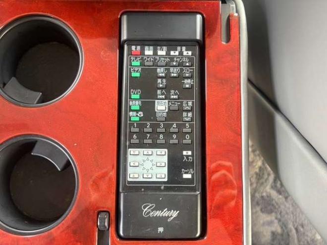 センチュリー5.0　本革シート　全席シートヒーター　後席リフレッシング機能純正アルミ　純正ナビ 2WD 5000