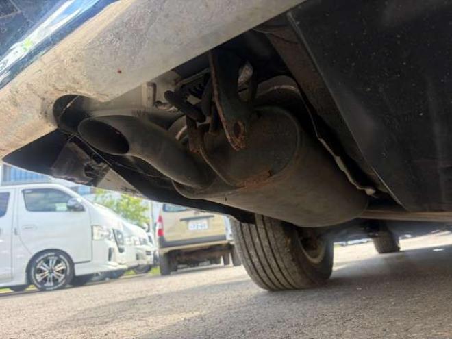 センチュリー5.0　本革シート　全席シートヒーター　後席リフレッシング機能純正アルミ　純正ナビ 2WD 5000