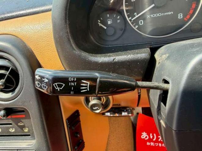 ロードスター1.8 Vスペシャル　パワステ　パワーウィンドウ　エアコン　アルミホイール　ETC　ABS　横滑り防止装置 2WD 1800
