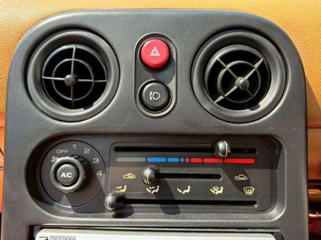 ロードスター1.8 Vスペシャル　パワステ　パワーウィンドウ　エアコン　アルミホイール　ETC　ABS　横滑り防止装置 2WD 1800