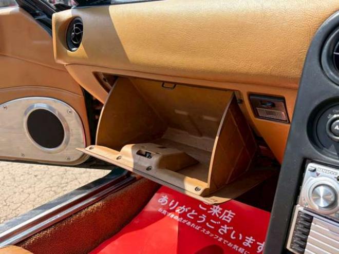 ロードスター1.8 Vスペシャル　パワステ　パワーウィンドウ　エアコン　アルミホイール　ETC　ABS　横滑り防止装置 2WD 1800
