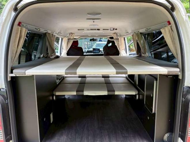 ハイエースバン2.7 スーパーGL プライムセレクション ワイド ロング ミドルルーフ 4WD　ベッドキット　ナビ　TV　バックカメラ　エアコン　ETC　パワステ　パワーウィンドウ　キーレスエントリー　両側スライドドア　盗難防止装置　障害物センサー 2700