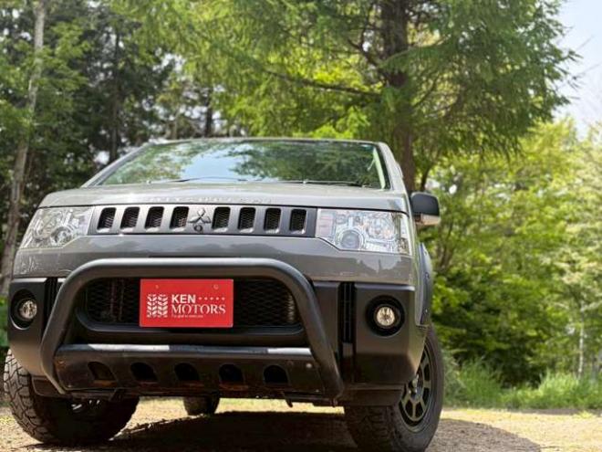 デリカD：5 2.4 シャモニー 4WD　両側電動スライドドア　クルーズコントロール　TV　ナビ　バックカメラ　パワステ　パワーウィンドウ　盗難防止装置　横滑り防止装置　キーレスエントリー　寒冷地仕様 2400