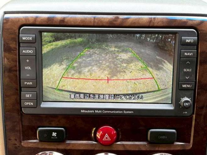 デリカD：5 2.4 シャモニー 4WD　両側電動スライドドア　クルーズコントロール　TV　ナビ　バックカメラ　パワステ　パワーウィンドウ　盗難防止装置　横滑り防止装置　キーレスエントリー　寒冷地仕様 2400
