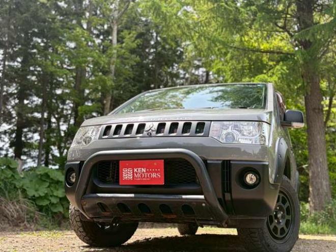 デリカD：5 2.4 シャモニー 4WD　両側電動スライドドア　クルーズコントロール　TV　ナビ　バックカメラ　パワステ　パワーウィンドウ　盗難防止装置　横滑り防止装置　キーレスエントリー　寒冷地仕様 2400