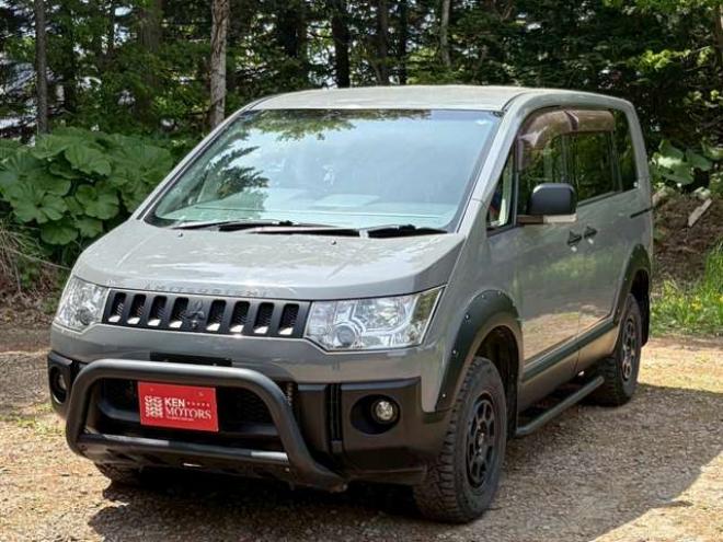 デリカD：5 2.4 シャモニー 4WD　両側電動スライドドア　クルーズコントロール　TV　ナビ　バックカメラ　パワステ　パワーウィンドウ　盗難防止装置　横滑り防止装置　キーレスエントリー　寒冷地仕様 2400