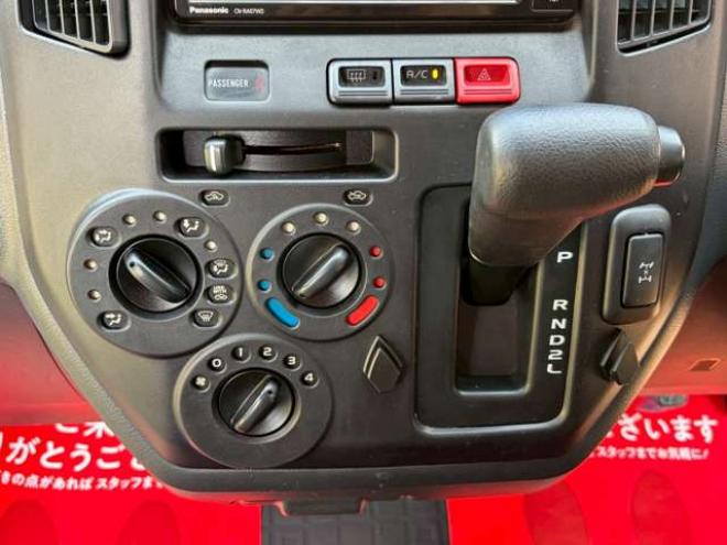 ライトエースバン1.5 DX 4WD　社外TVナビ　パワステ　ETC　キーレスエントリー　ABS　ドライブレコーダー　盗難防止装置　エアコン　両側スライドドア　寒冷地仕様 1500