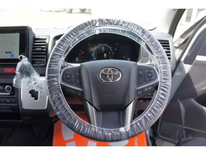 ハイエースバン2.7 スーパーGL ワイド ロング ミドルルーフ 4WD　9型/丸目フェイス/アースカラー/4WD/2.7ガソリン/ナビ付 2700