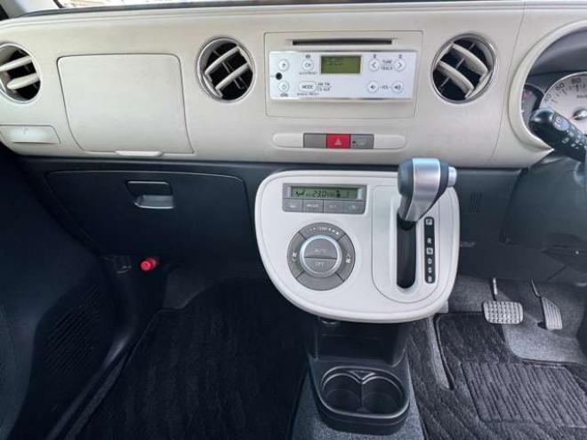 ミラココアX 4WD　インテリキー　オートエアコン　エンジンスターター　電動格納ミラー　アイドリングストップ　CD AUX 660
