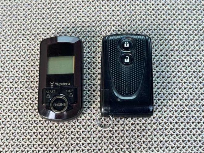 ミラココアX 4WD　インテリキー　オートエアコン　エンジンスターター　電動格納ミラー　アイドリングストップ　CD AUX 660